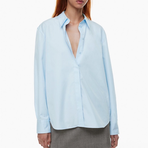 Aritzia Babaton relaxed poplin button down shirt, size small, light blue. - Picture 2 of 6